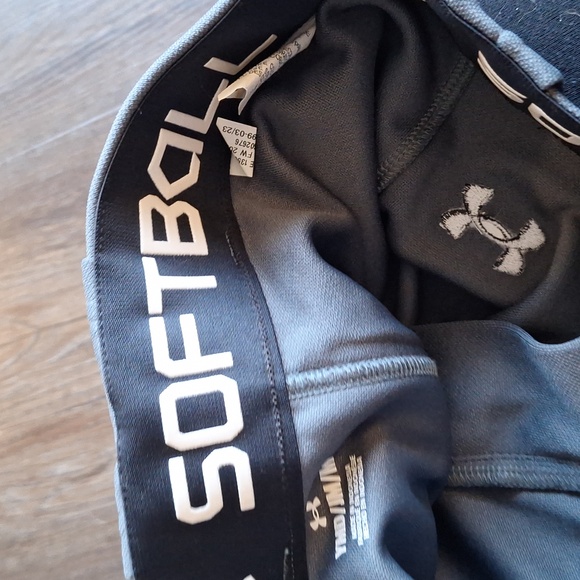 Nwt Under Armour Girls Gray Softball Cropped Pant Size Medium - Picture 4 of 6